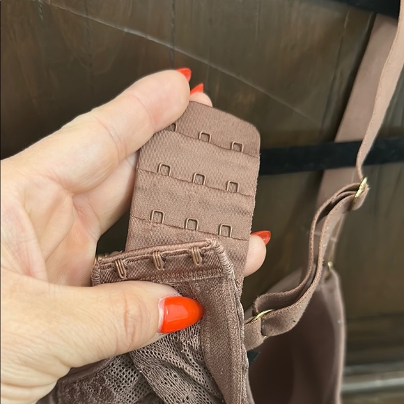 Elegant Tan Women's Bra - Picture 6 of 9